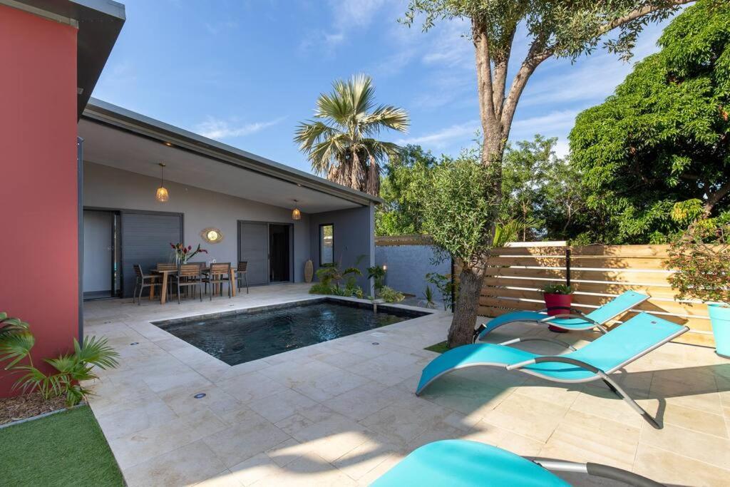 Villa Benjoin St-Pierre Piscine Chauffee Et Mer Сен-Пиер Екстериор снимка
