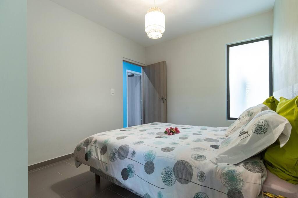 Villa Benjoin St-Pierre Piscine Chauffee Et Mer Сен-Пиер Екстериор снимка